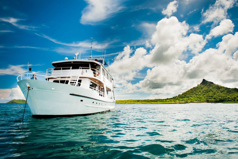 Croisière yacht Fragata aux Galapagos, vue extérieure